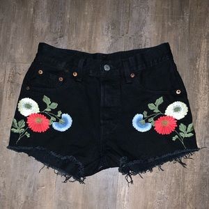501 Levi shorts